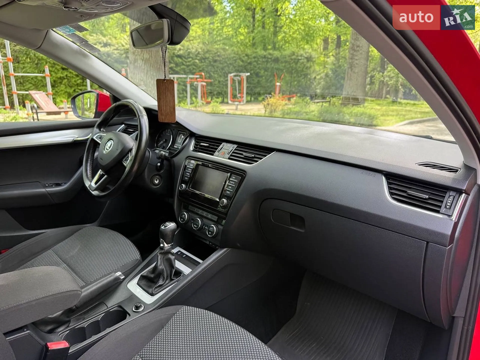 2016 Skoda Octavia - мініатюра 16