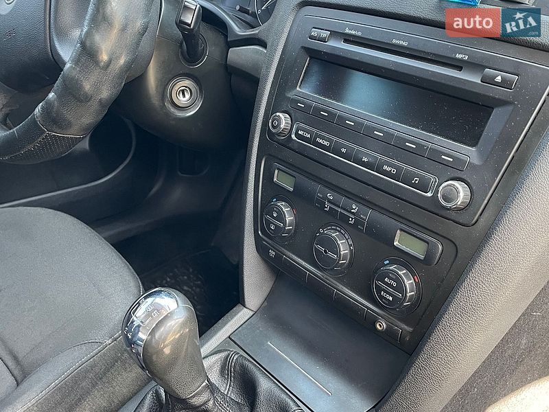 Лифтбек Skoda Octavia 2006 в Долинской