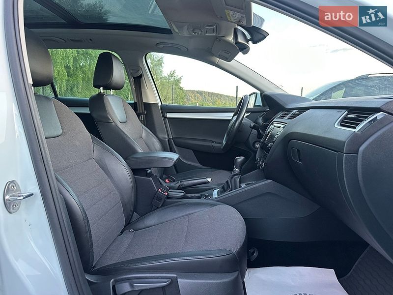 Универсал Skoda Octavia 2015 в Хусте