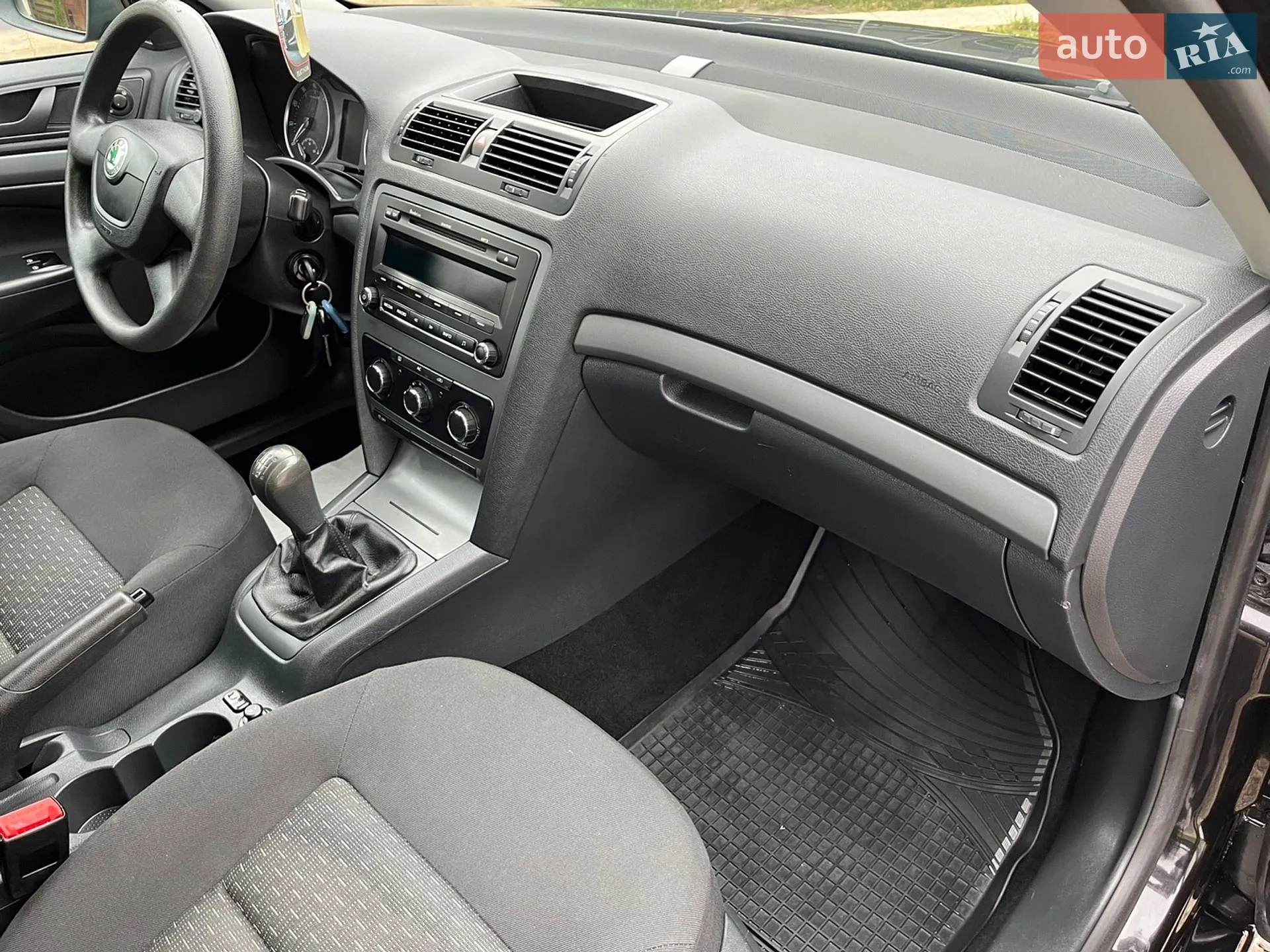 2011 Skoda Octavia - мініатюра 70