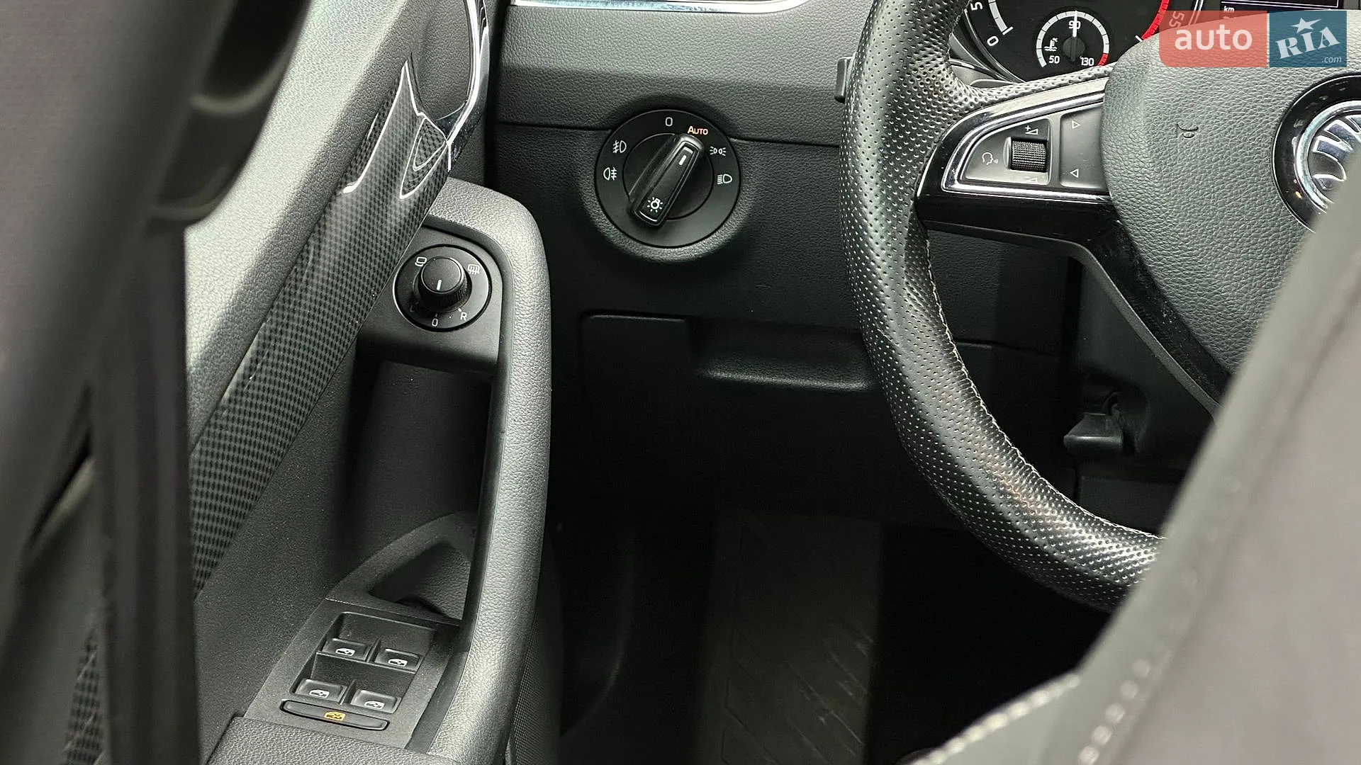 2015 Skoda Octavia - мініатюра 60