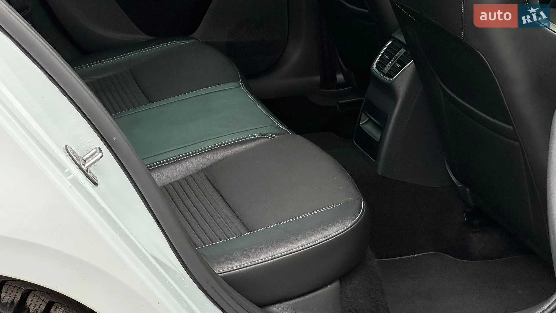 2015 Skoda Octavia - мініатюра 89