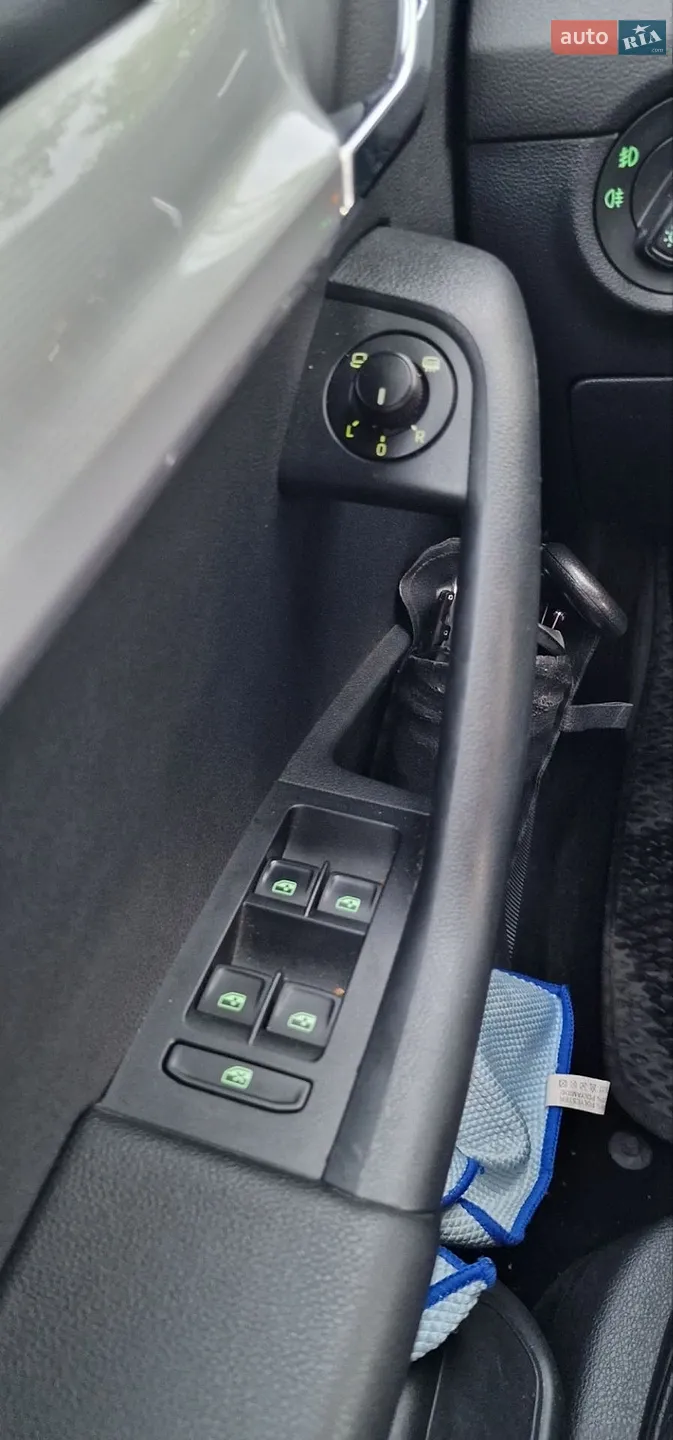 2015 Skoda Octavia - мініатюра 10