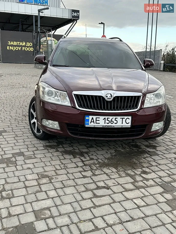 2010 Skoda Octavia - мініатюра 21