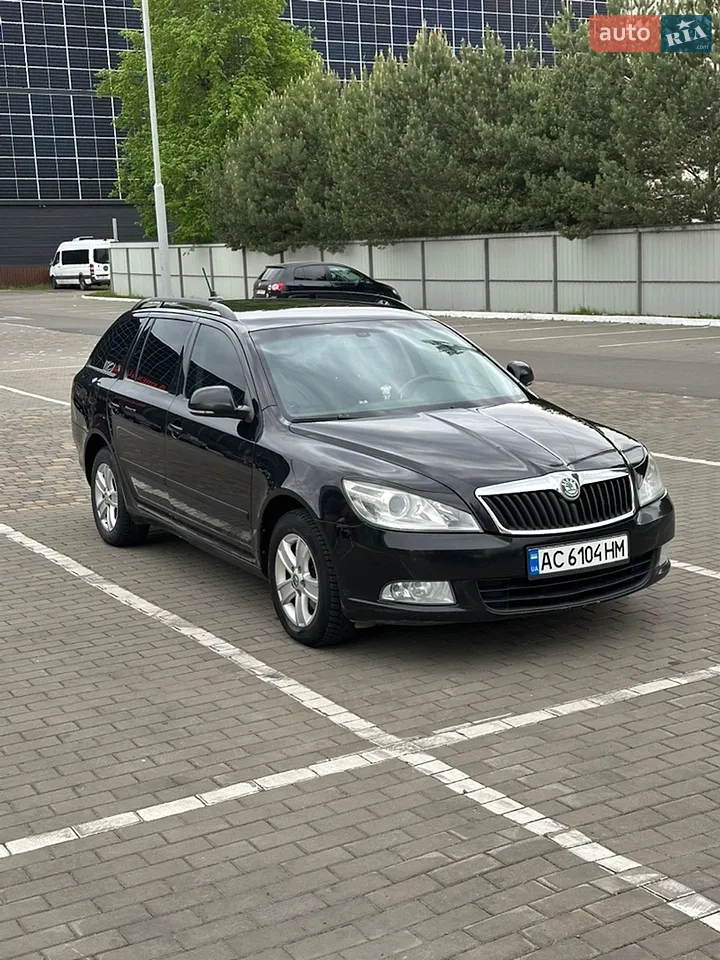 2010 Skoda Octavia - мініатюра 19