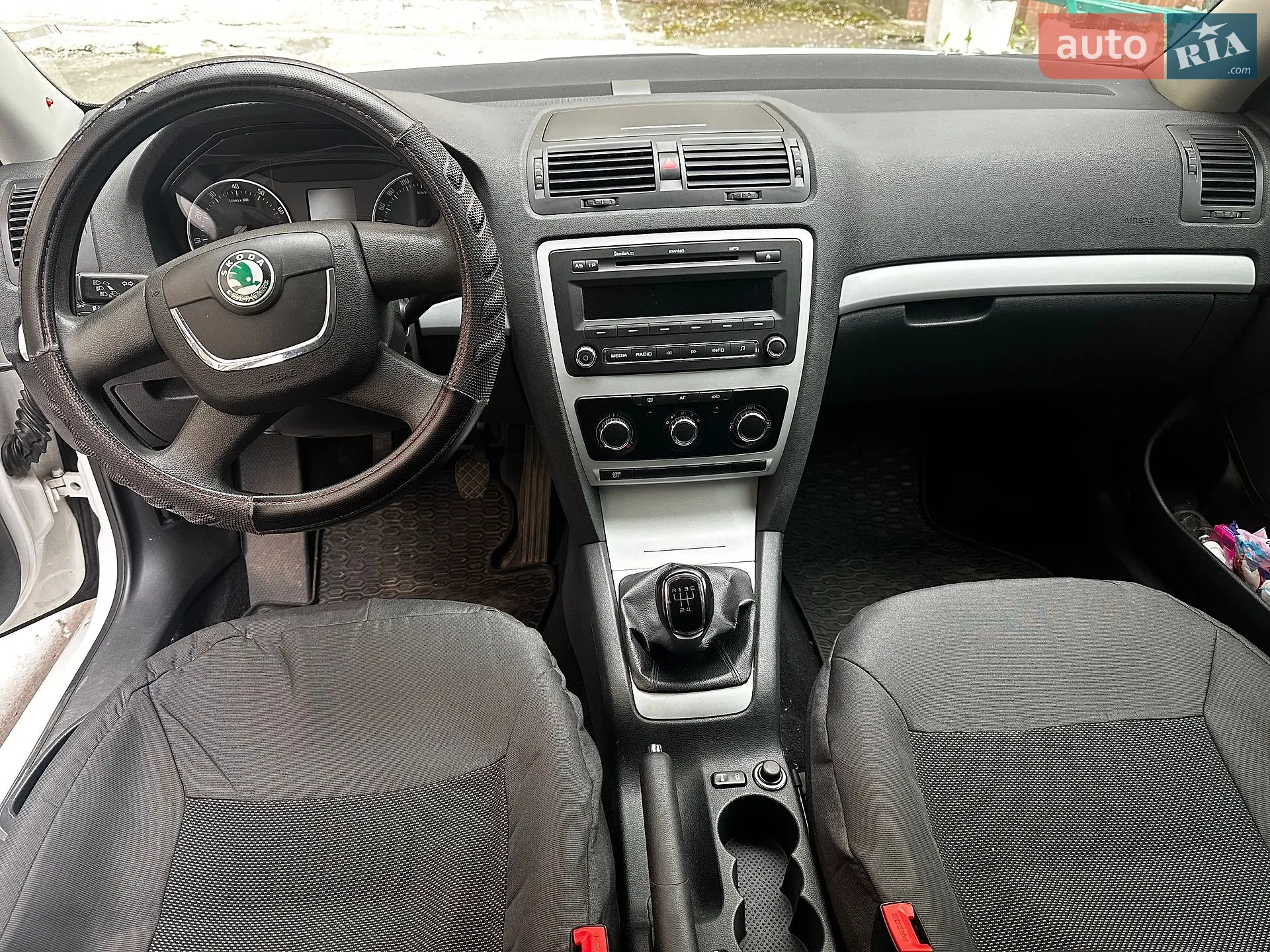 2011 Skoda Octavia - мініатюра 8