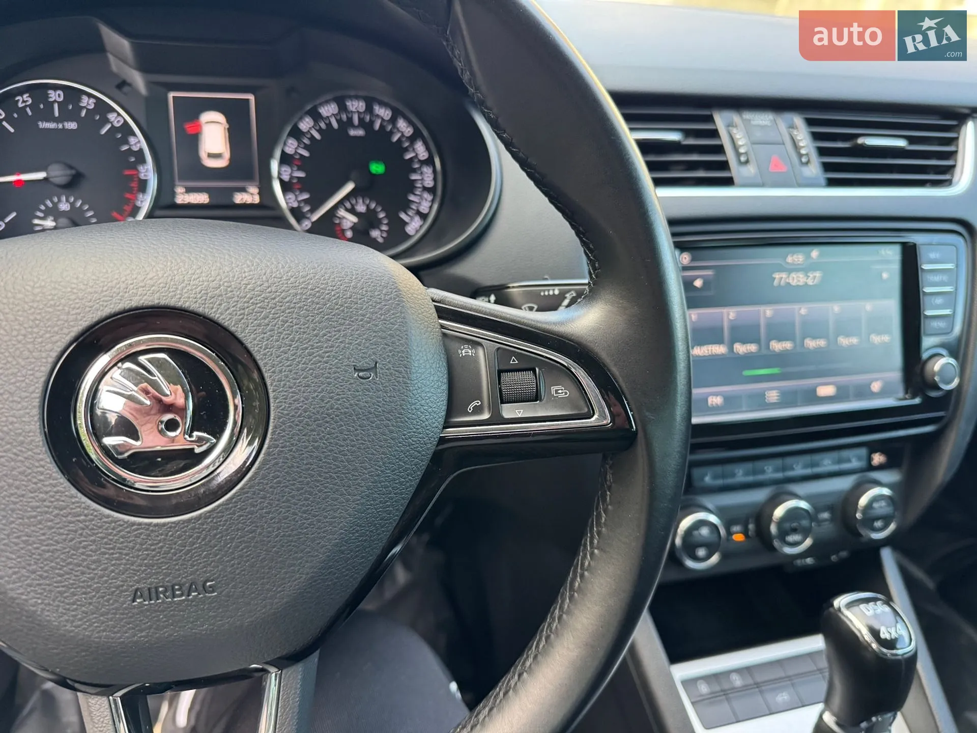 2016 Skoda Octavia - мініатюра 32