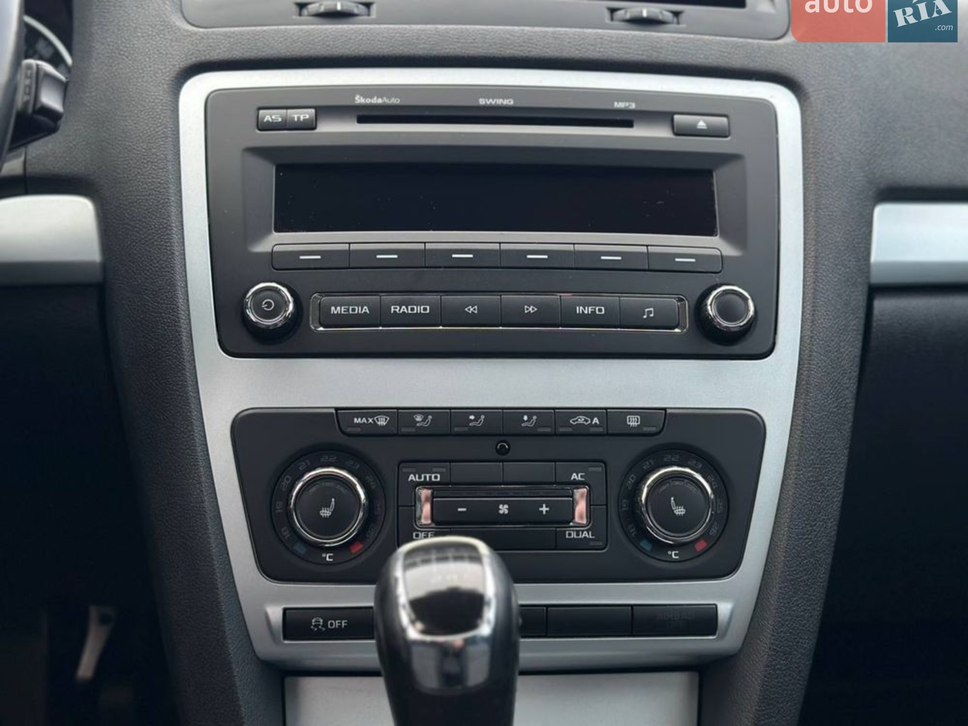 2011 Skoda Octavia - мініатюра 18