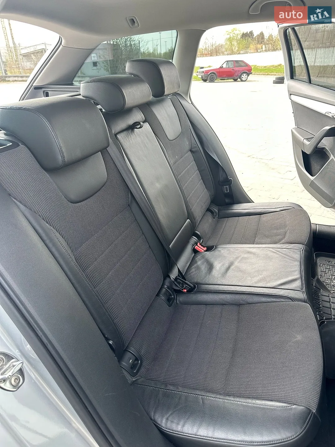 2013 Skoda Octavia - мініатюра 15