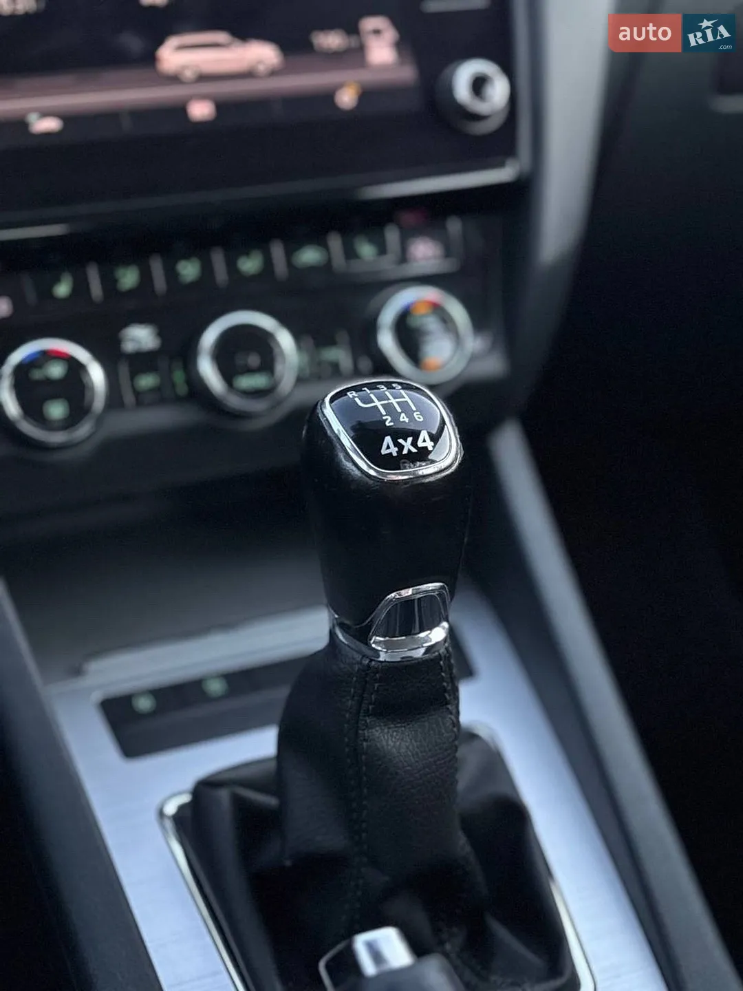2018 Skoda Octavia - мініатюра 23