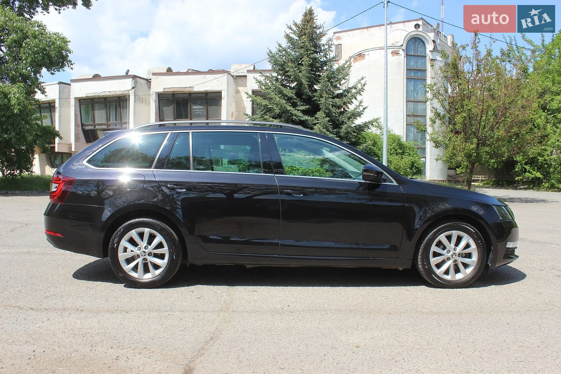 2019 Skoda Octavia - мініатюра 9