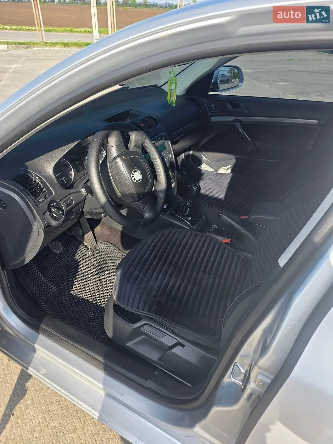 2011 Skoda Octavia - мініатюра 8