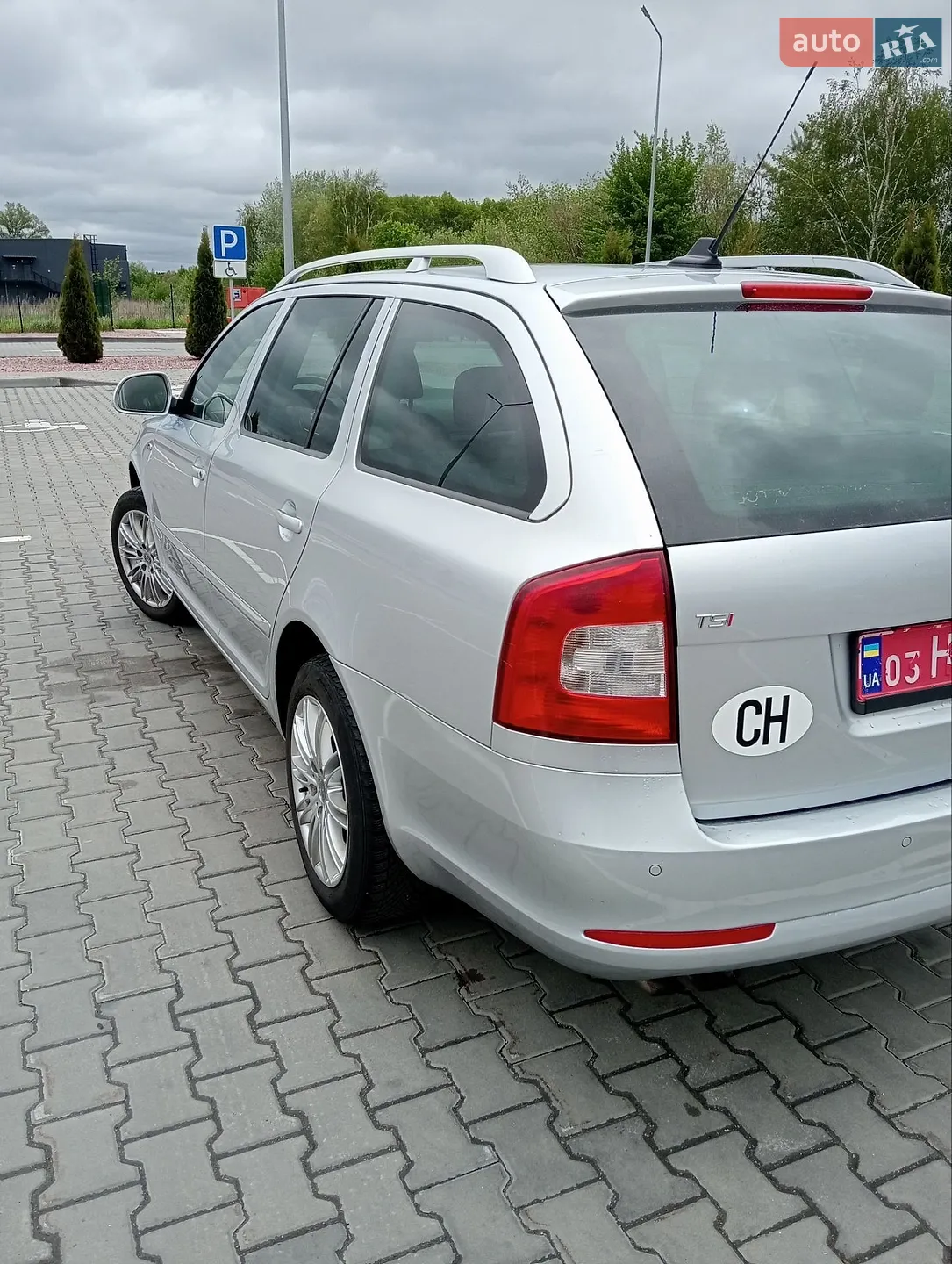 2010 Skoda Octavia - мініатюра 10
