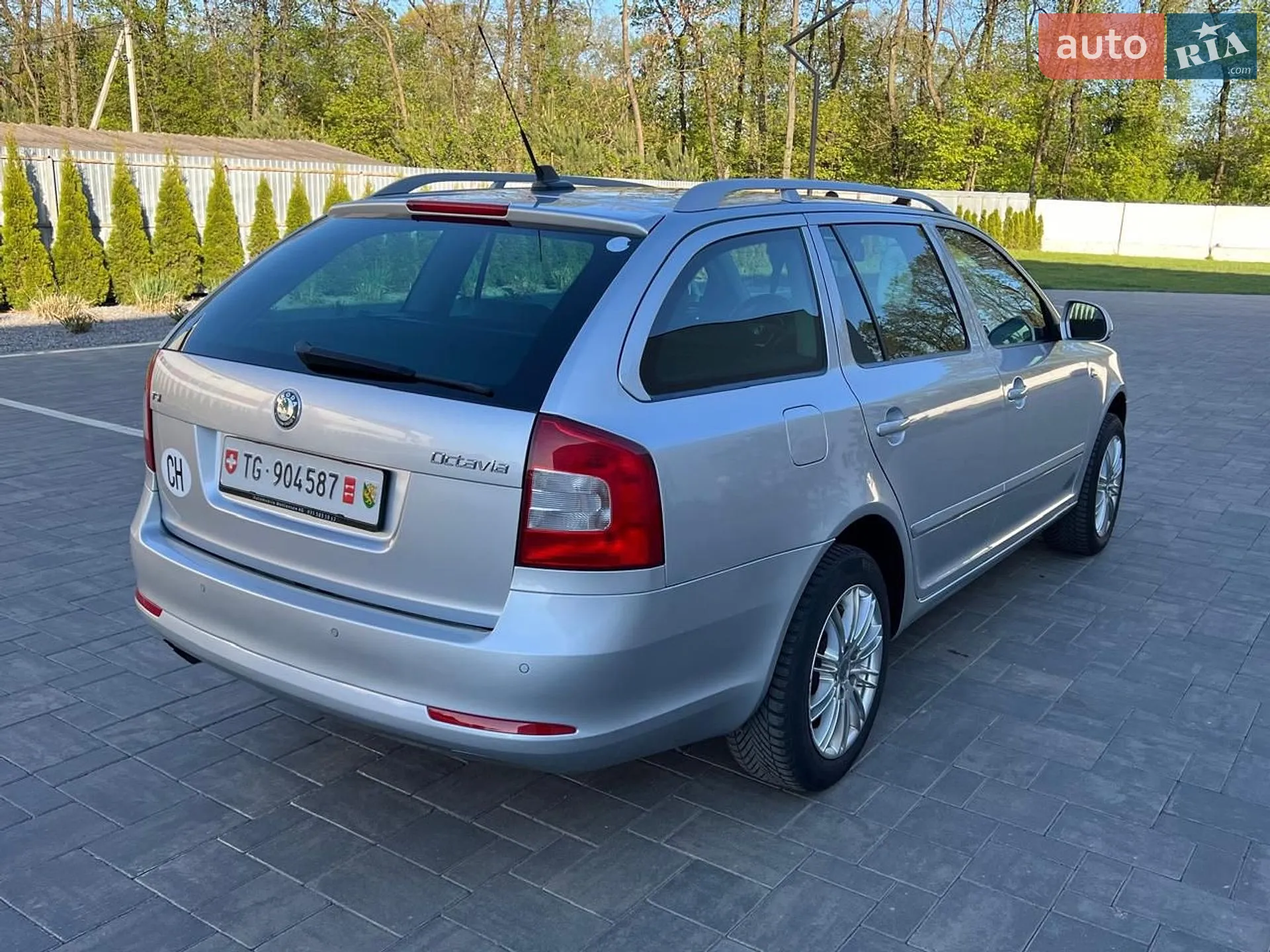2010 Skoda Octavia - мініатюра 18