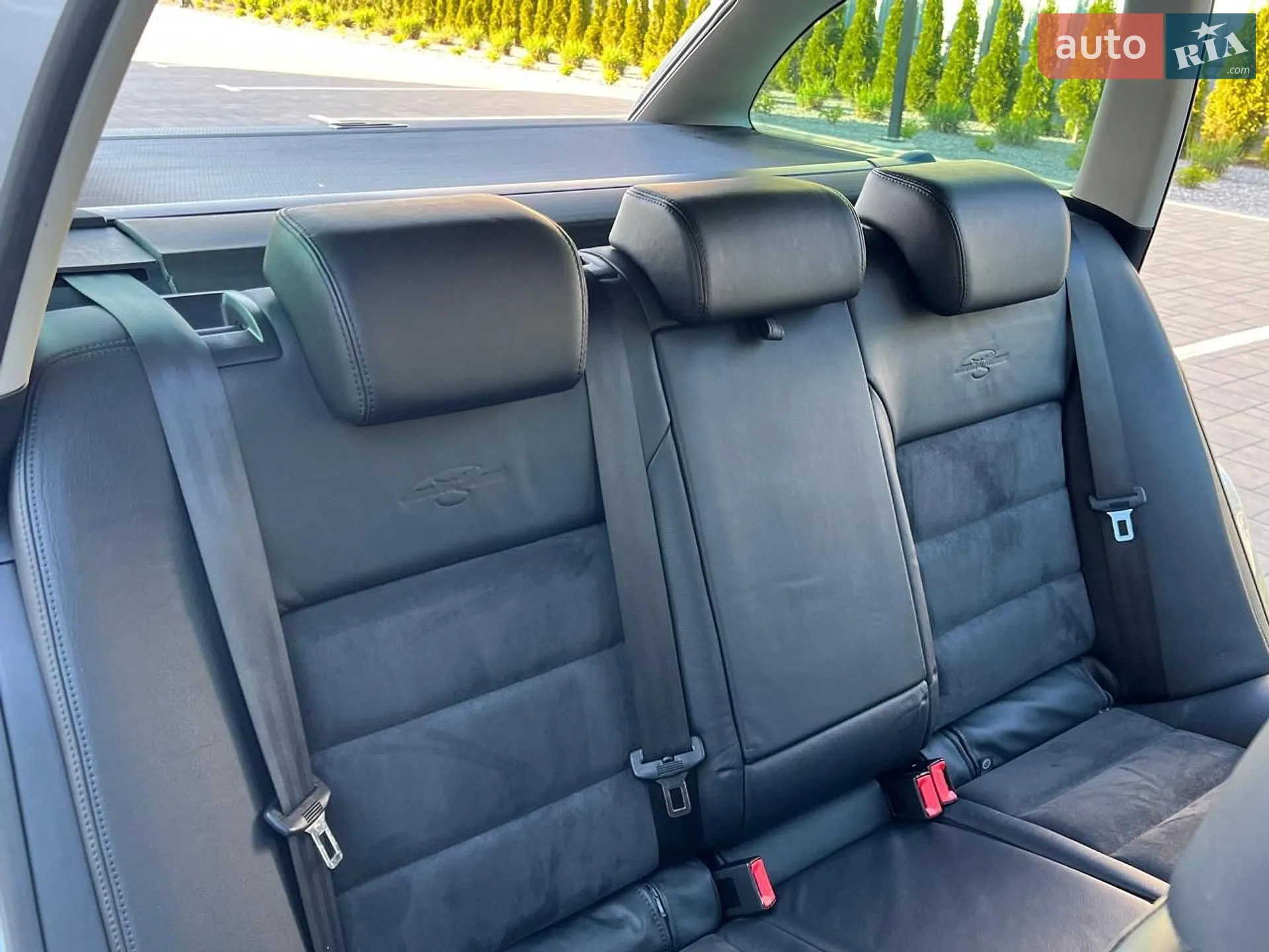 2010 Skoda Octavia - мініатюра 98