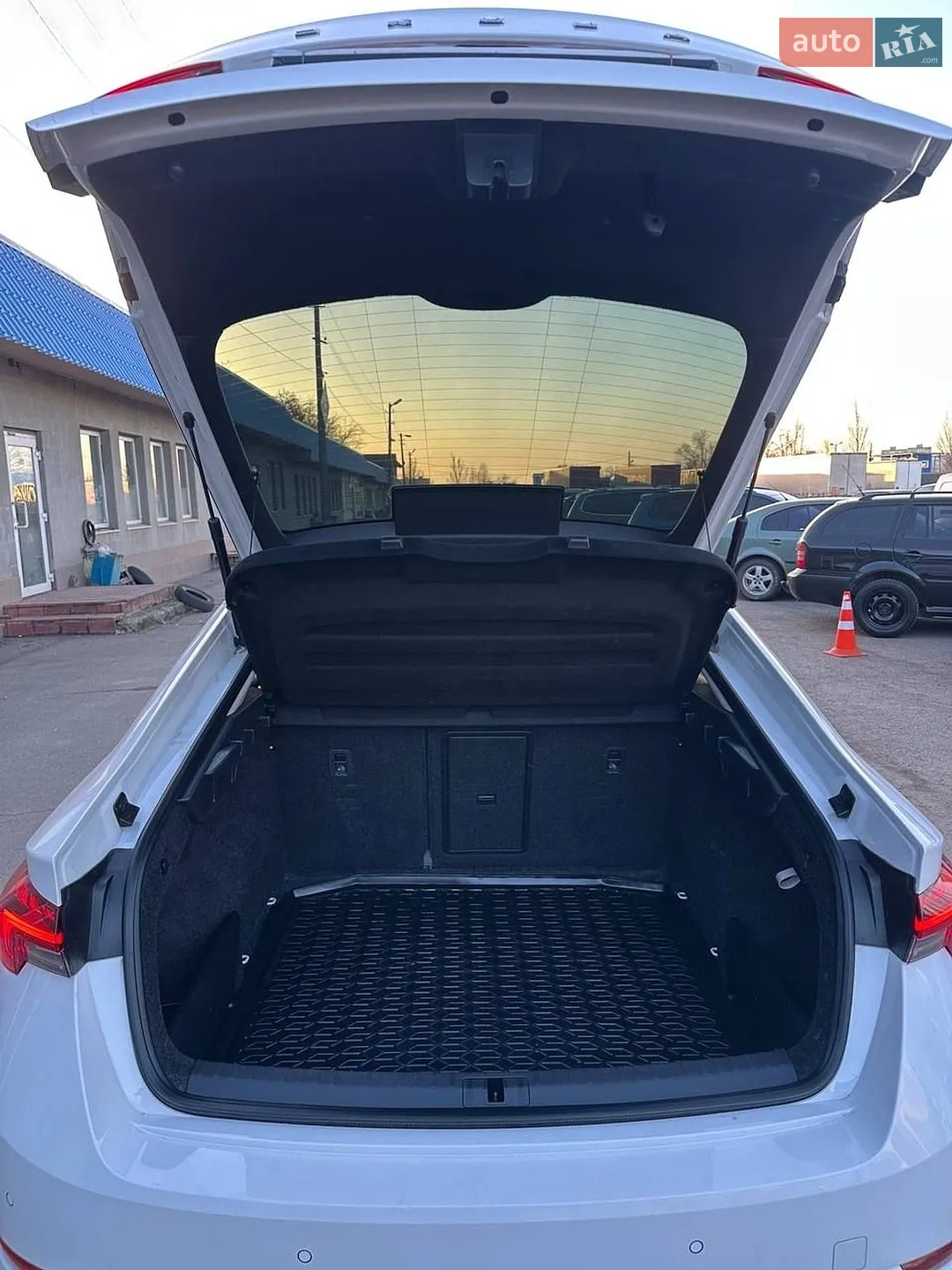 2020 Skoda Octavia - мініатюра 48