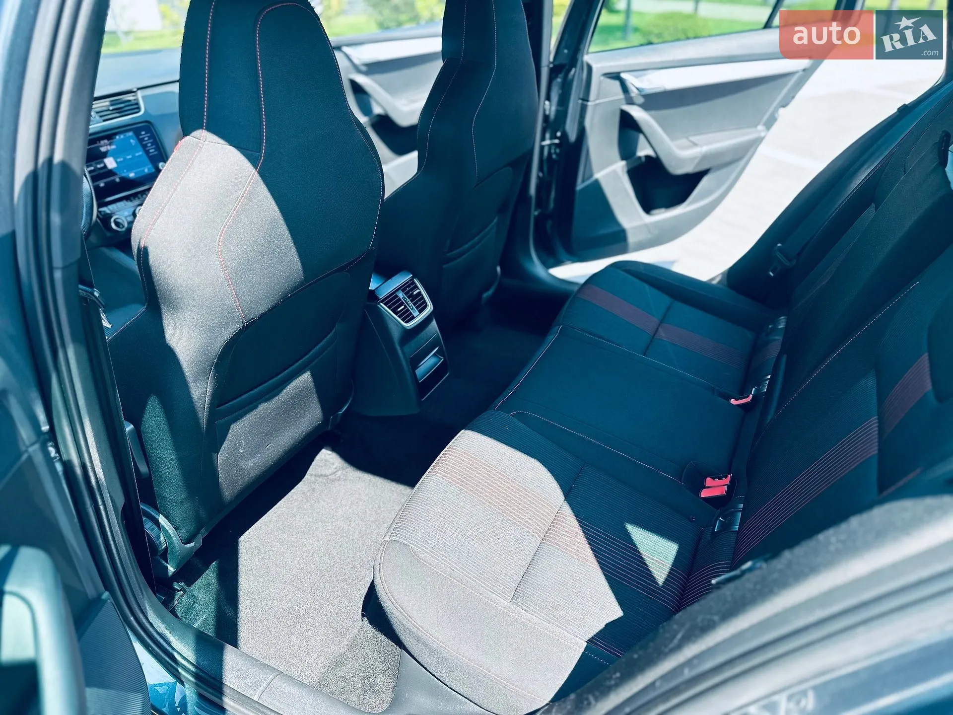 2019 Skoda Octavia - мініатюра 22