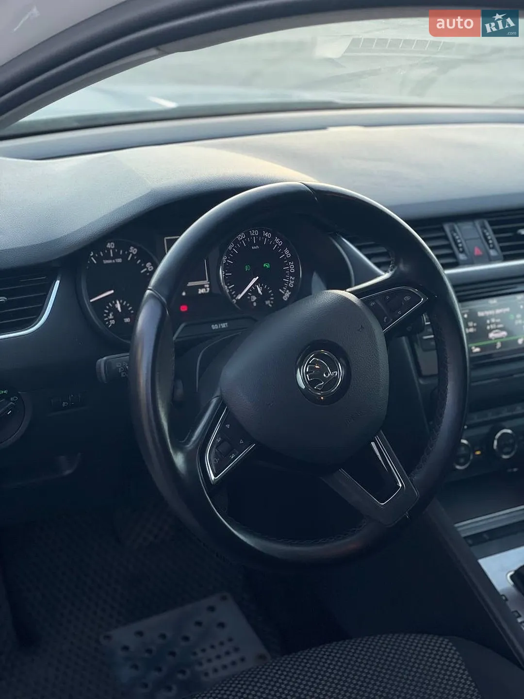 2016 Skoda Octavia - мініатюра 8