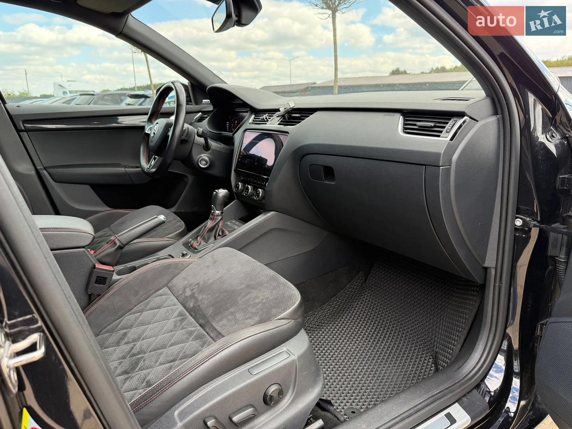 2019 Skoda Octavia - мініатюра 31