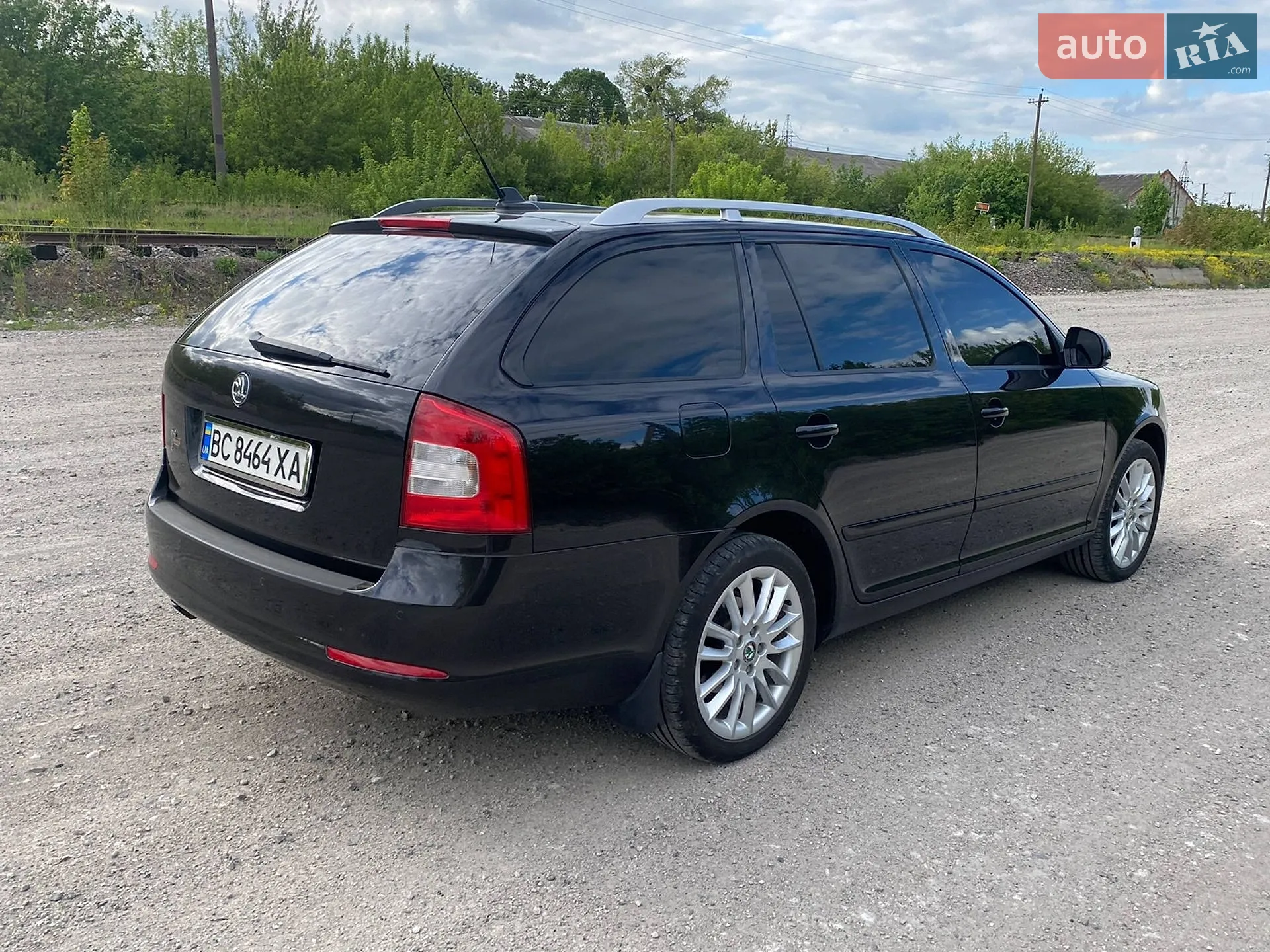 2010 Skoda Octavia - мініатюра 14
