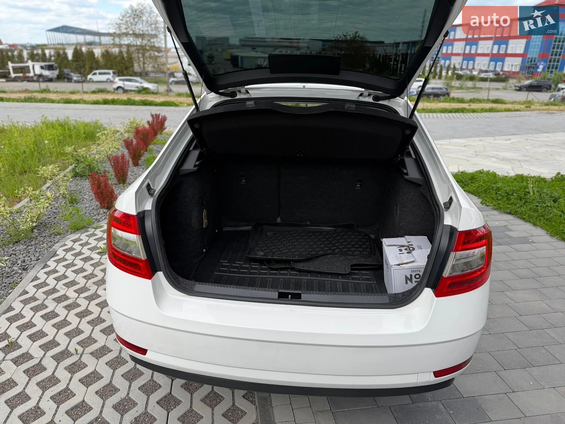 2019 Skoda Octavia - мініатюра 17