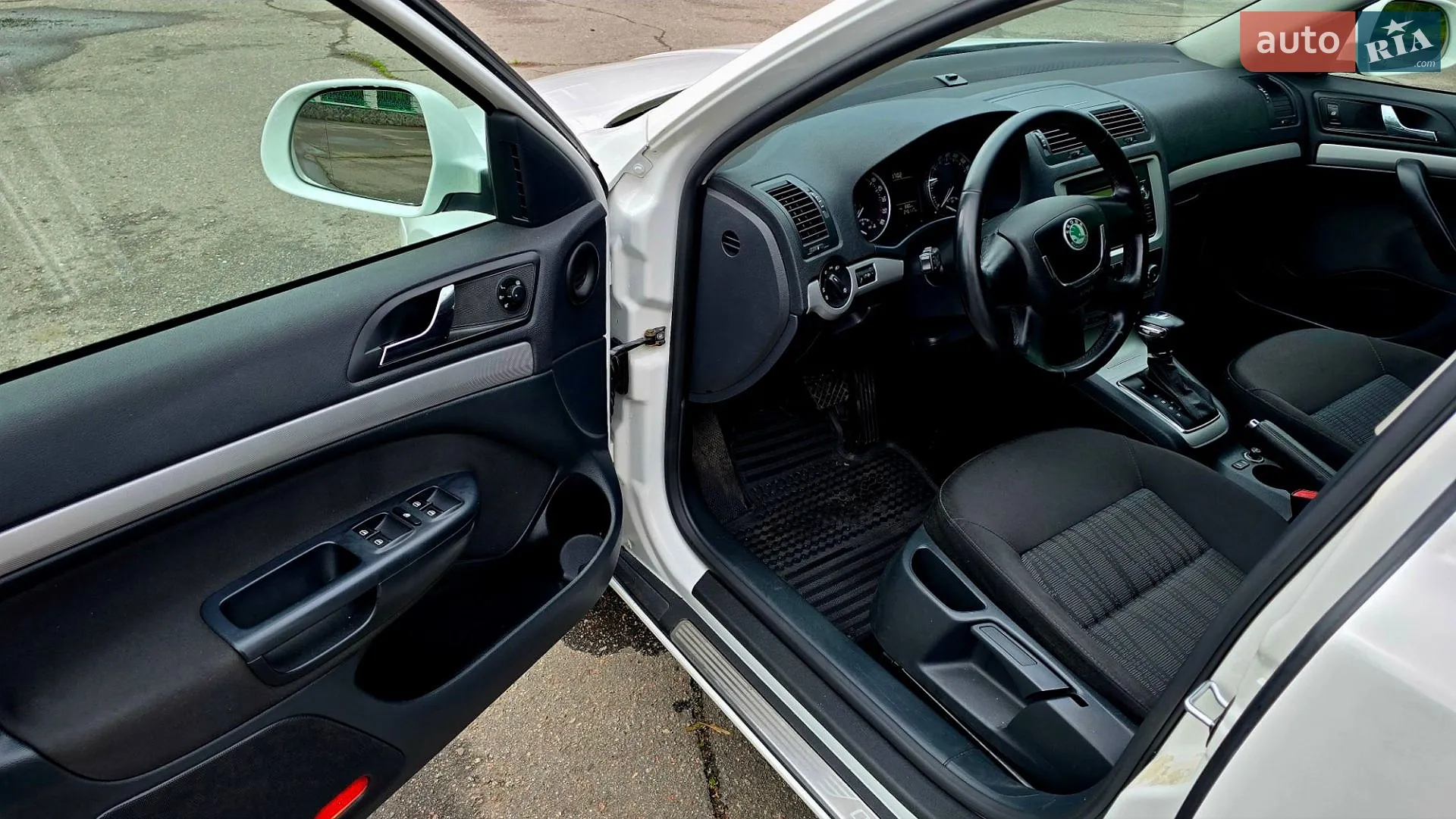 2013 Skoda Octavia - мініатюра 39