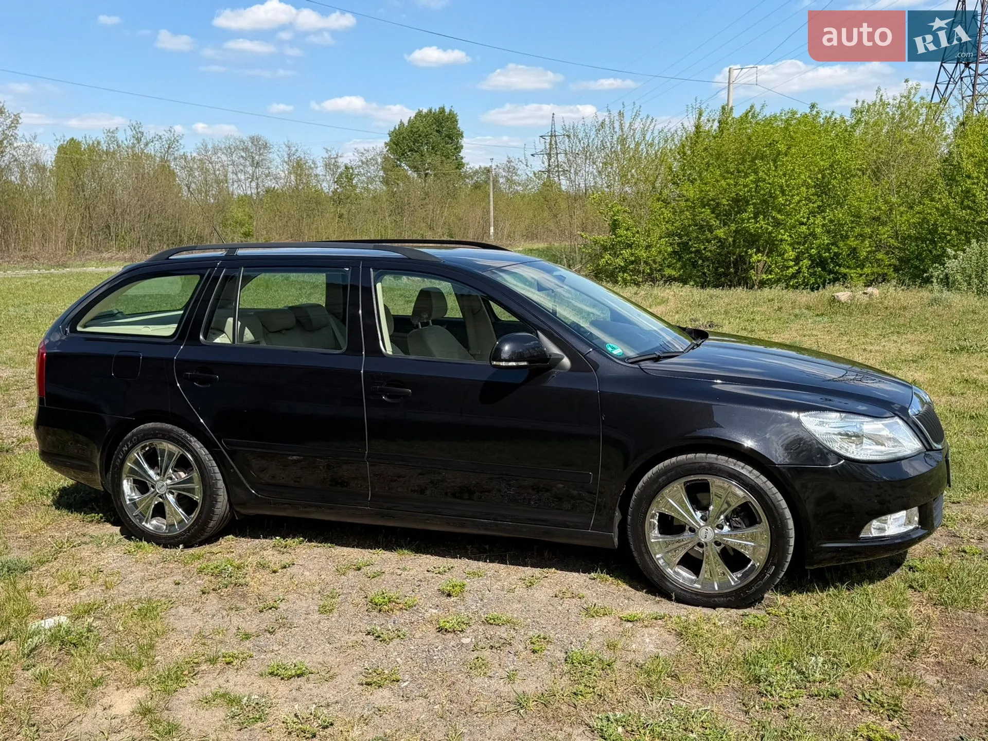 2010 Skoda Octavia - мініатюра 6