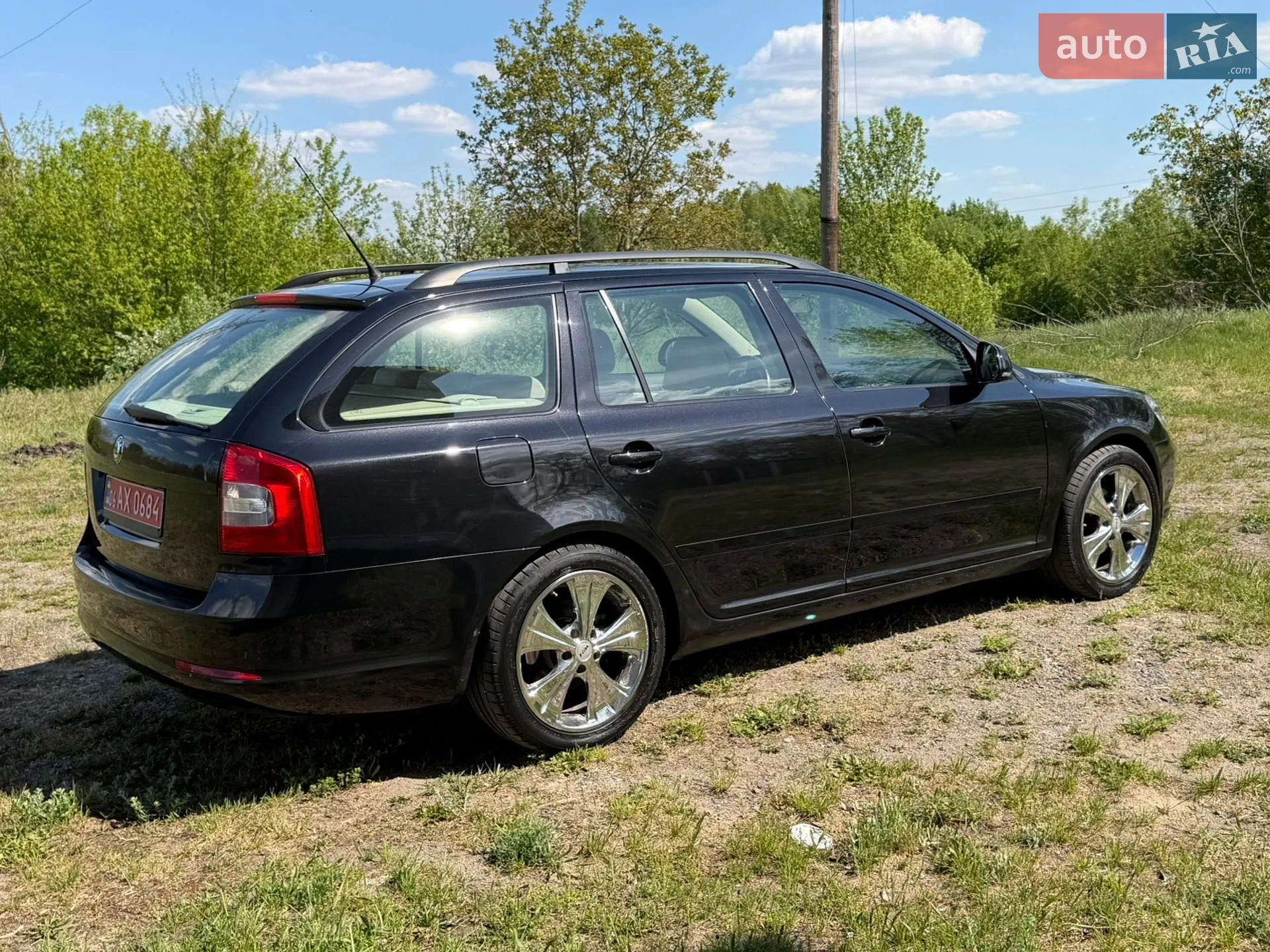 2010 Skoda Octavia - мініатюра 8