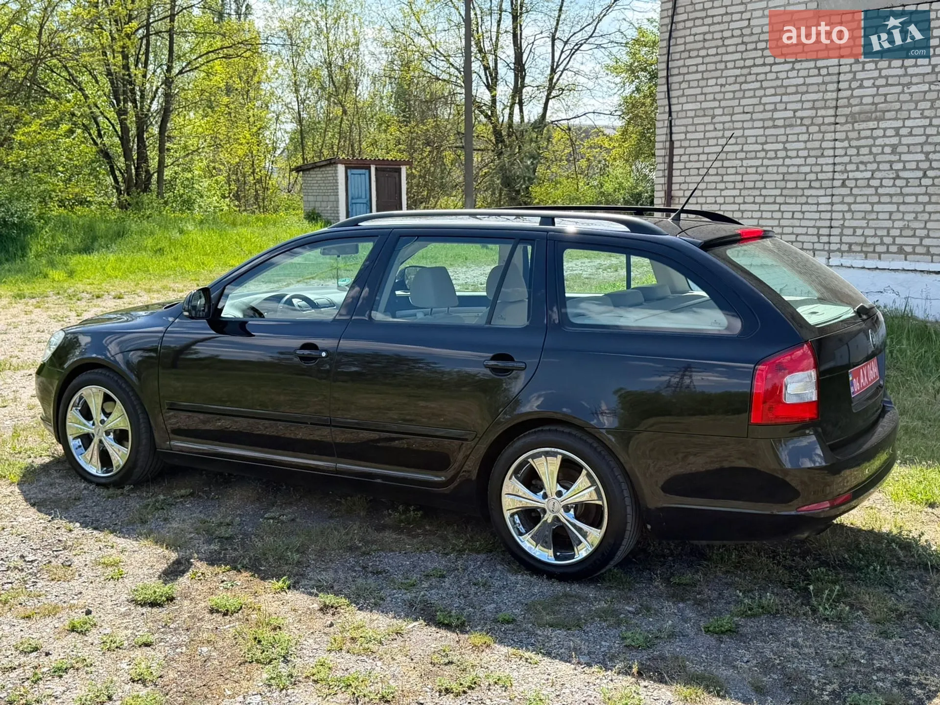 2010 Skoda Octavia - мініатюра 12