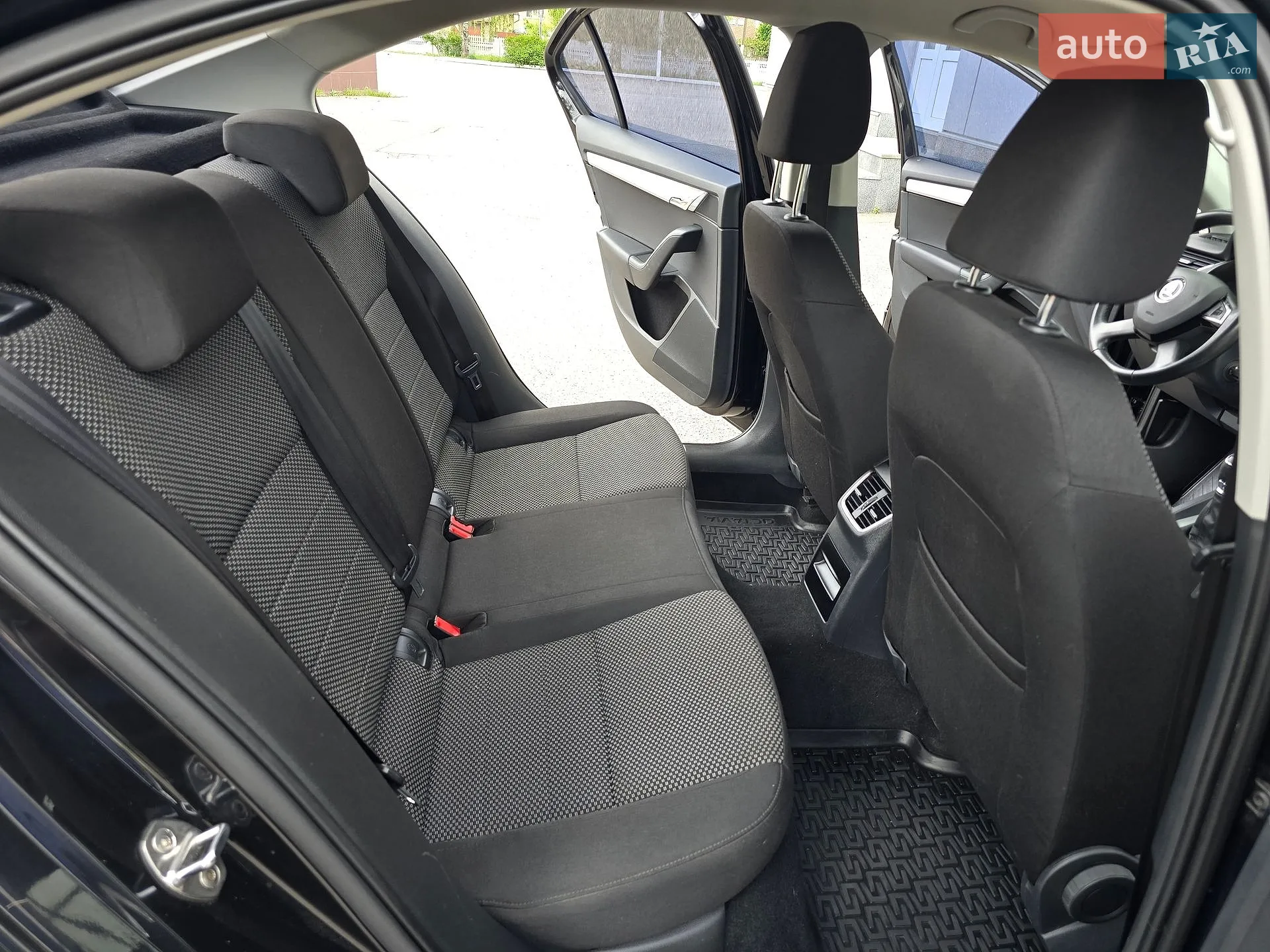 2015 Skoda Octavia - мініатюра 29
