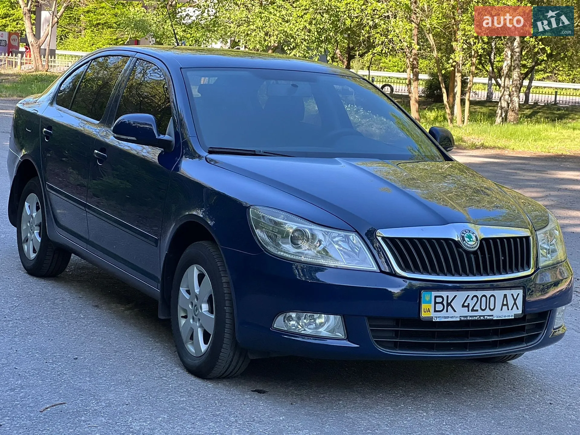 2010 Skoda Octavia - мініатюра 2