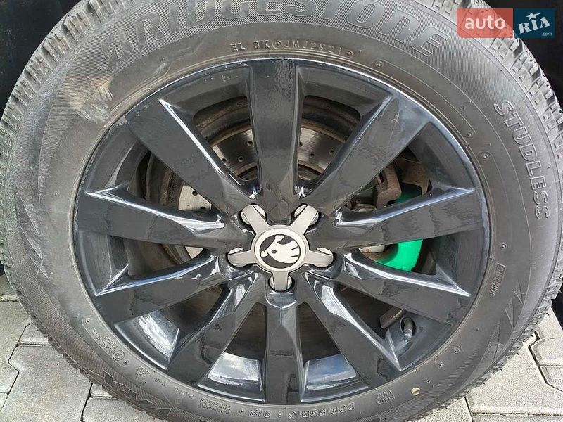 Универсал Skoda Octavia 2003 в Нововолынске