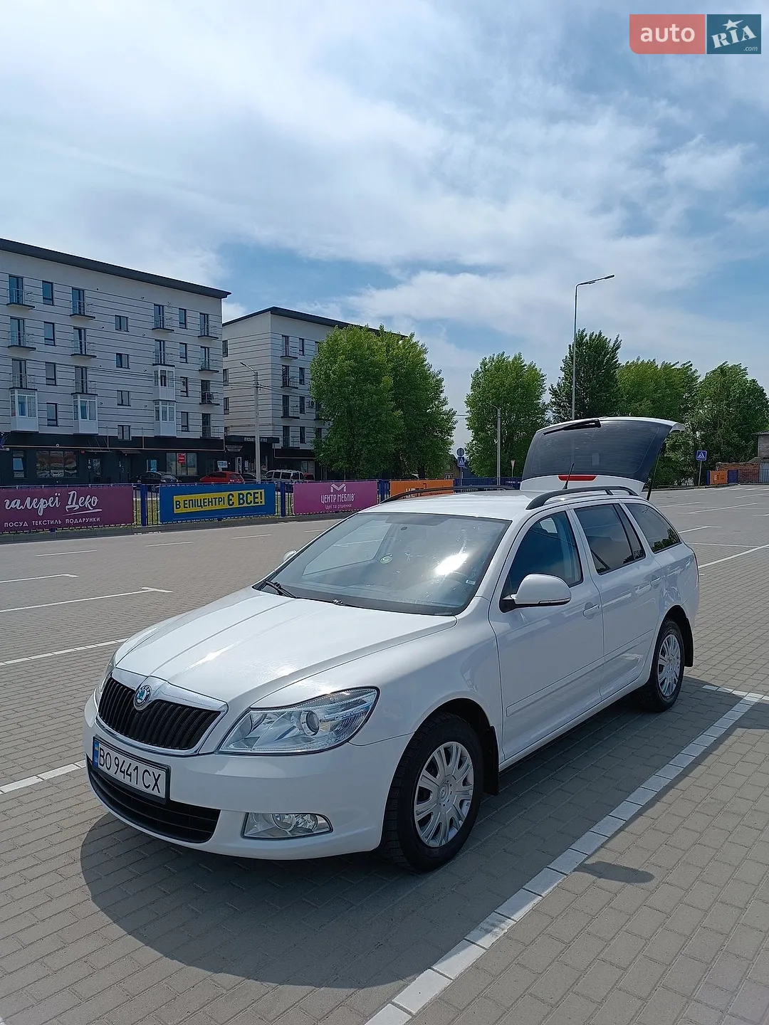 2011 Skoda Octavia - мініатюра 10