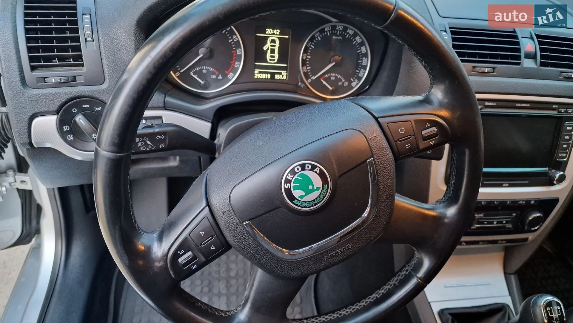 2011 Skoda Octavia - мініатюра 24