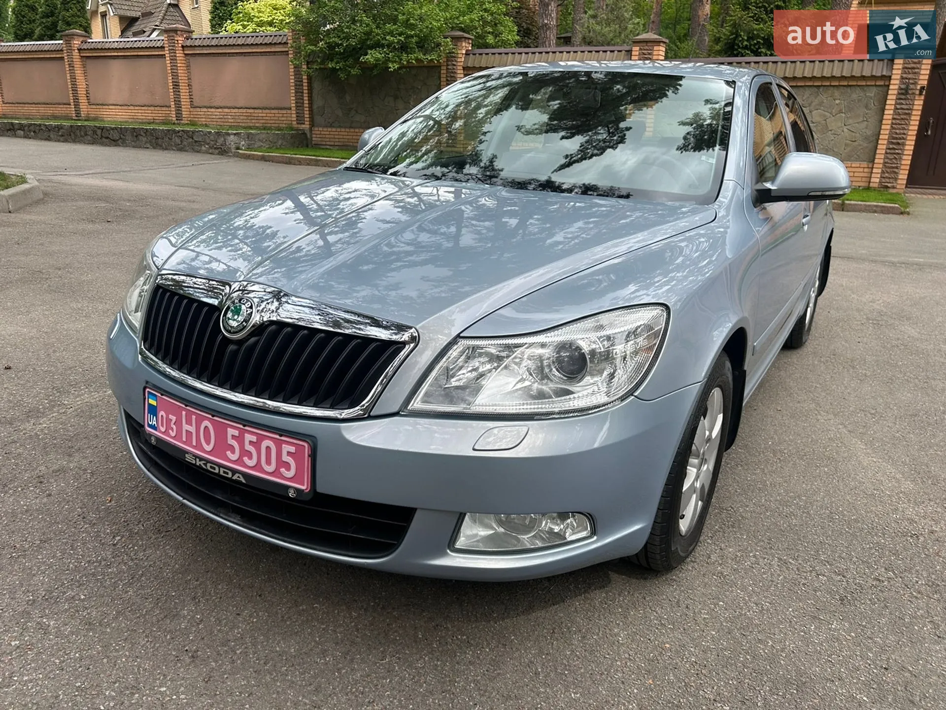2010 Skoda Octavia - мініатюра 2