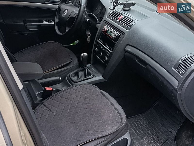 Лифтбек Skoda Octavia 2005 в Кропивницком