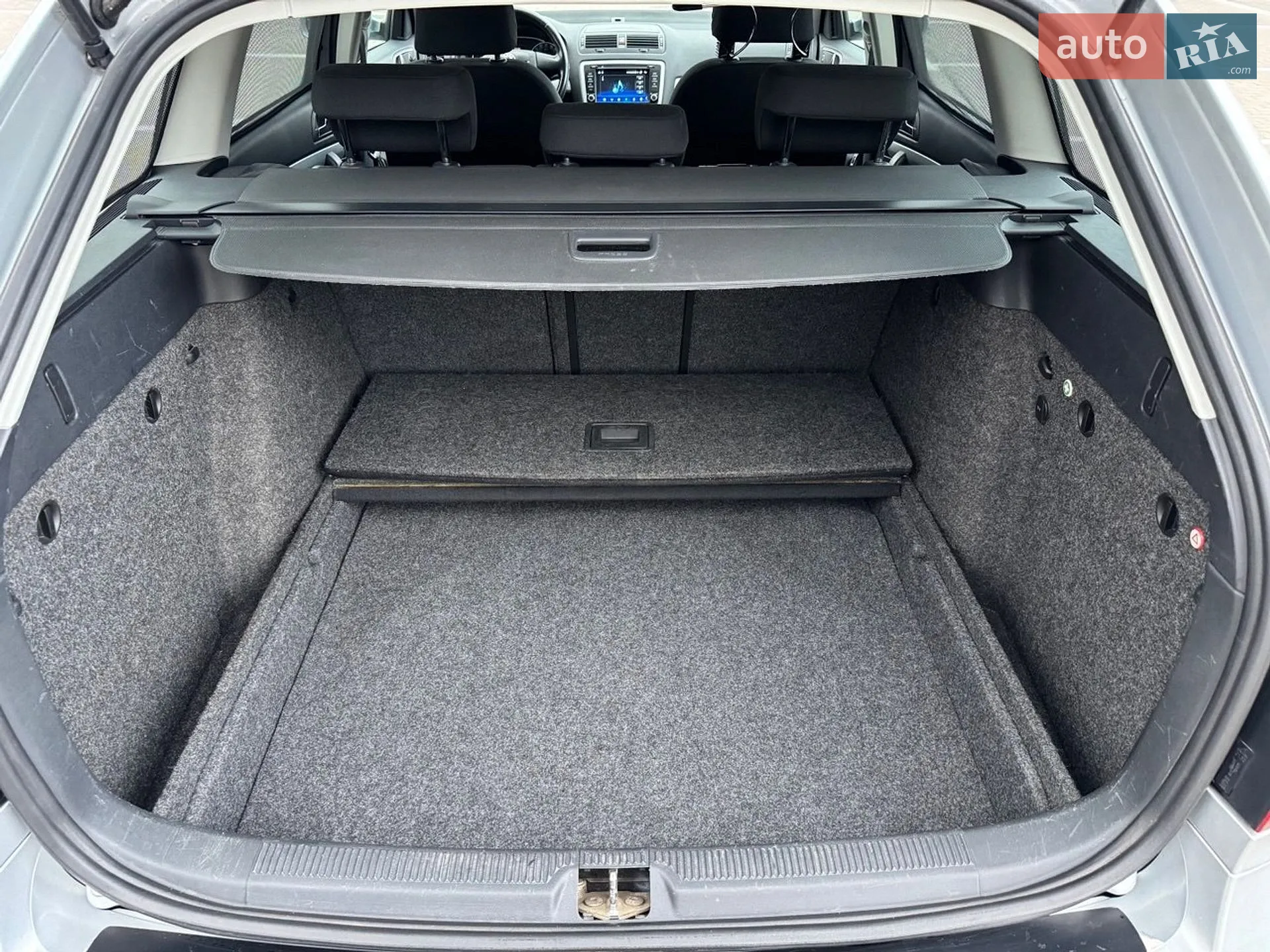 2010 Skoda Octavia - мініатюра 4