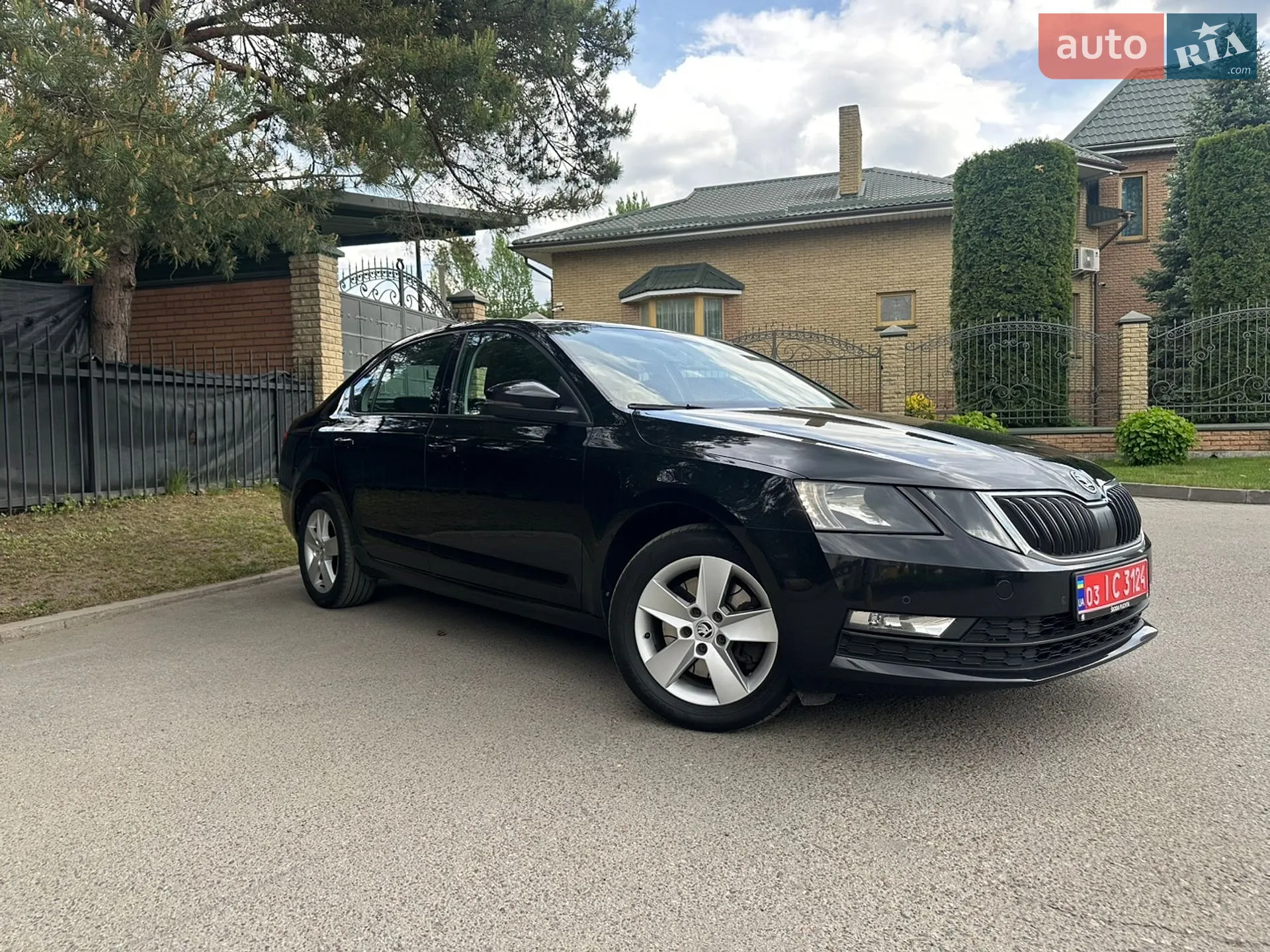 2018 Skoda Octavia - фото 1