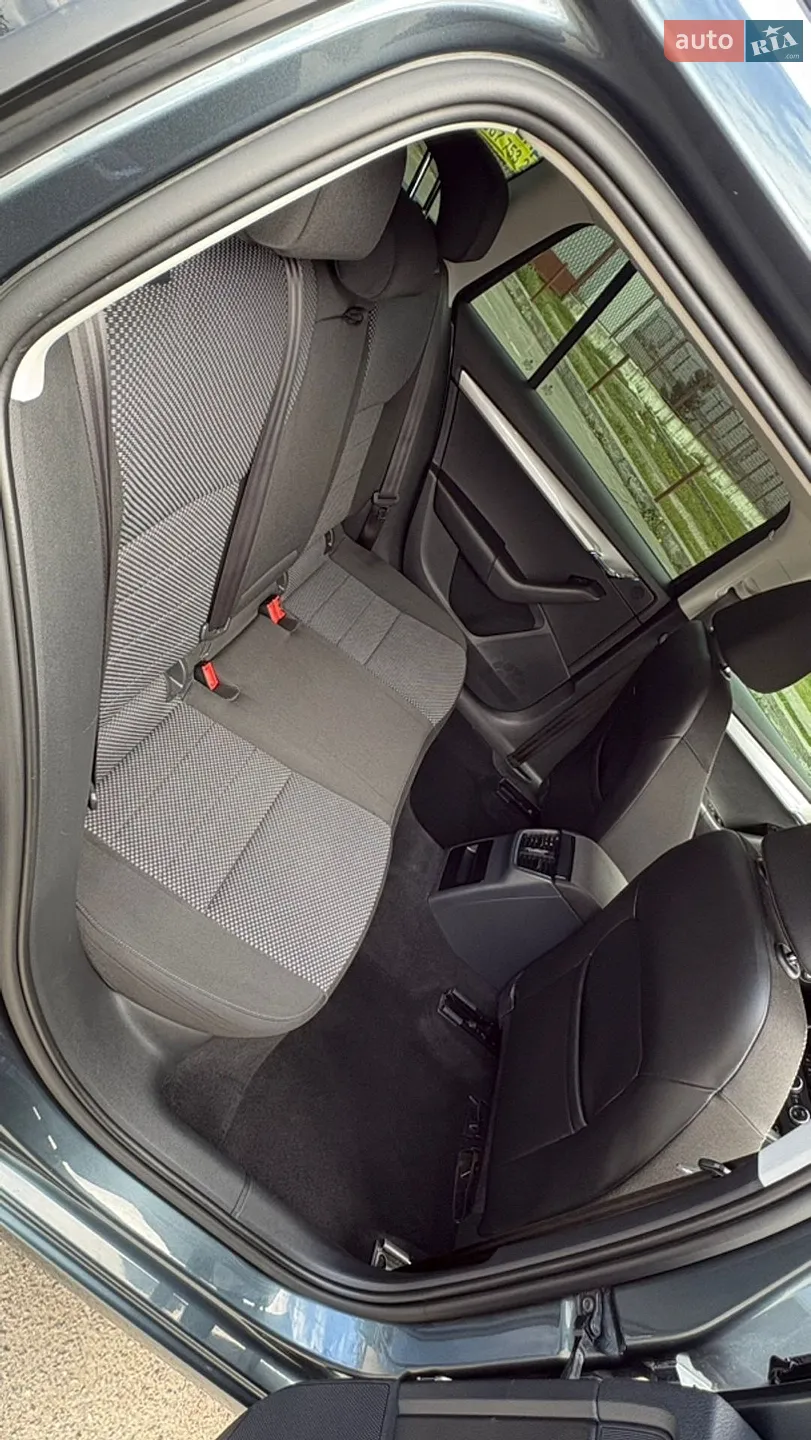 2016 Skoda Octavia - мініатюра 9