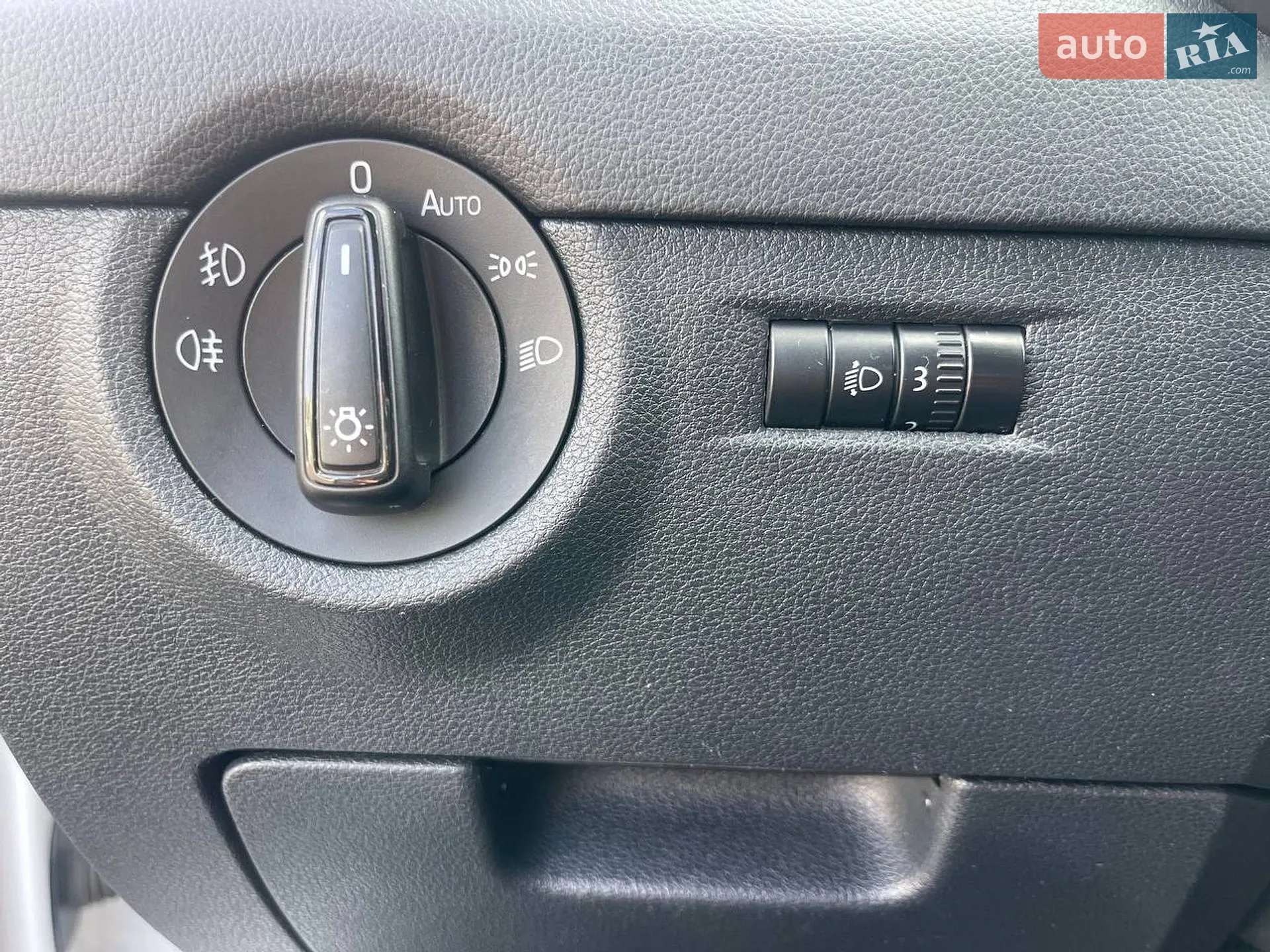 2014 Skoda Octavia - мініатюра 17