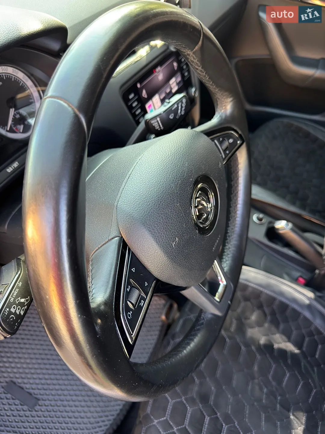 2017 Skoda Octavia - мініатюра 8