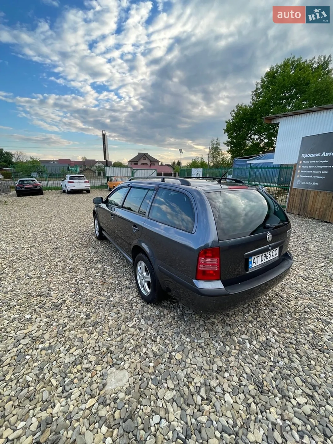 2010 Skoda Octavia - мініатюра 4
