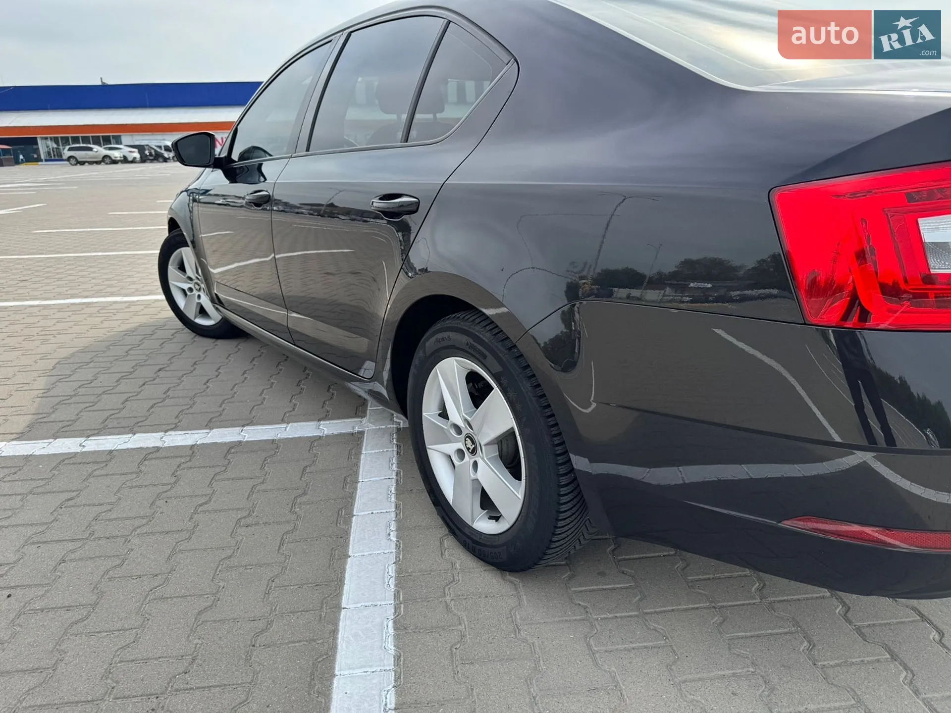 2017 Skoda Octavia - мініатюра 12