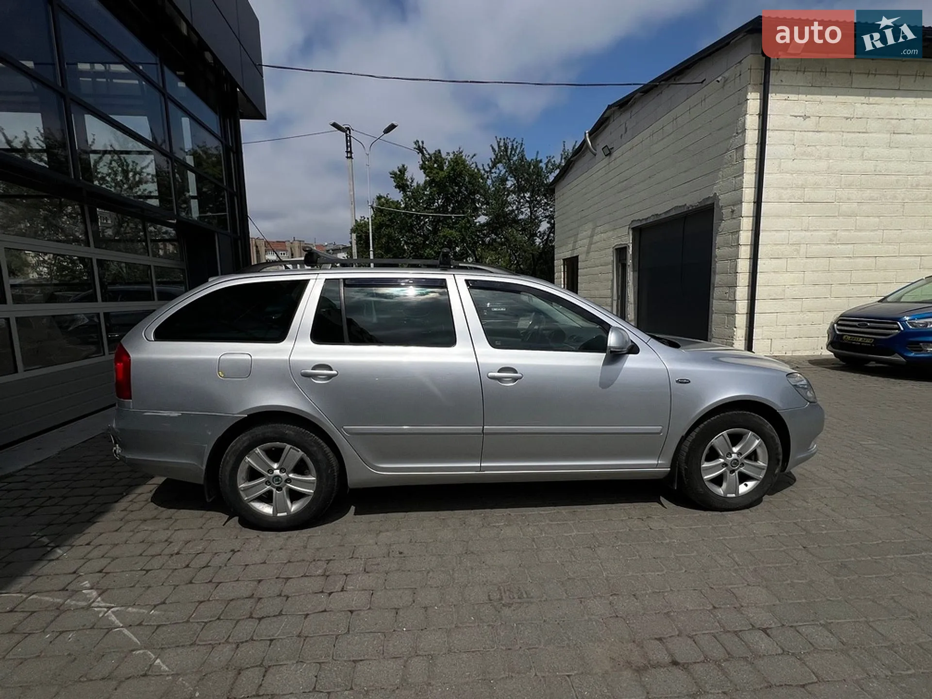 2010 Skoda Octavia - мініатюра 8