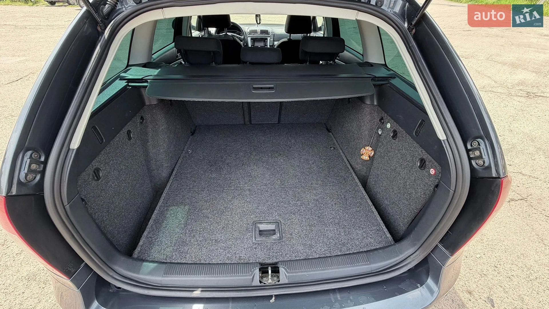 2010 Skoda Octavia - мініатюра 15