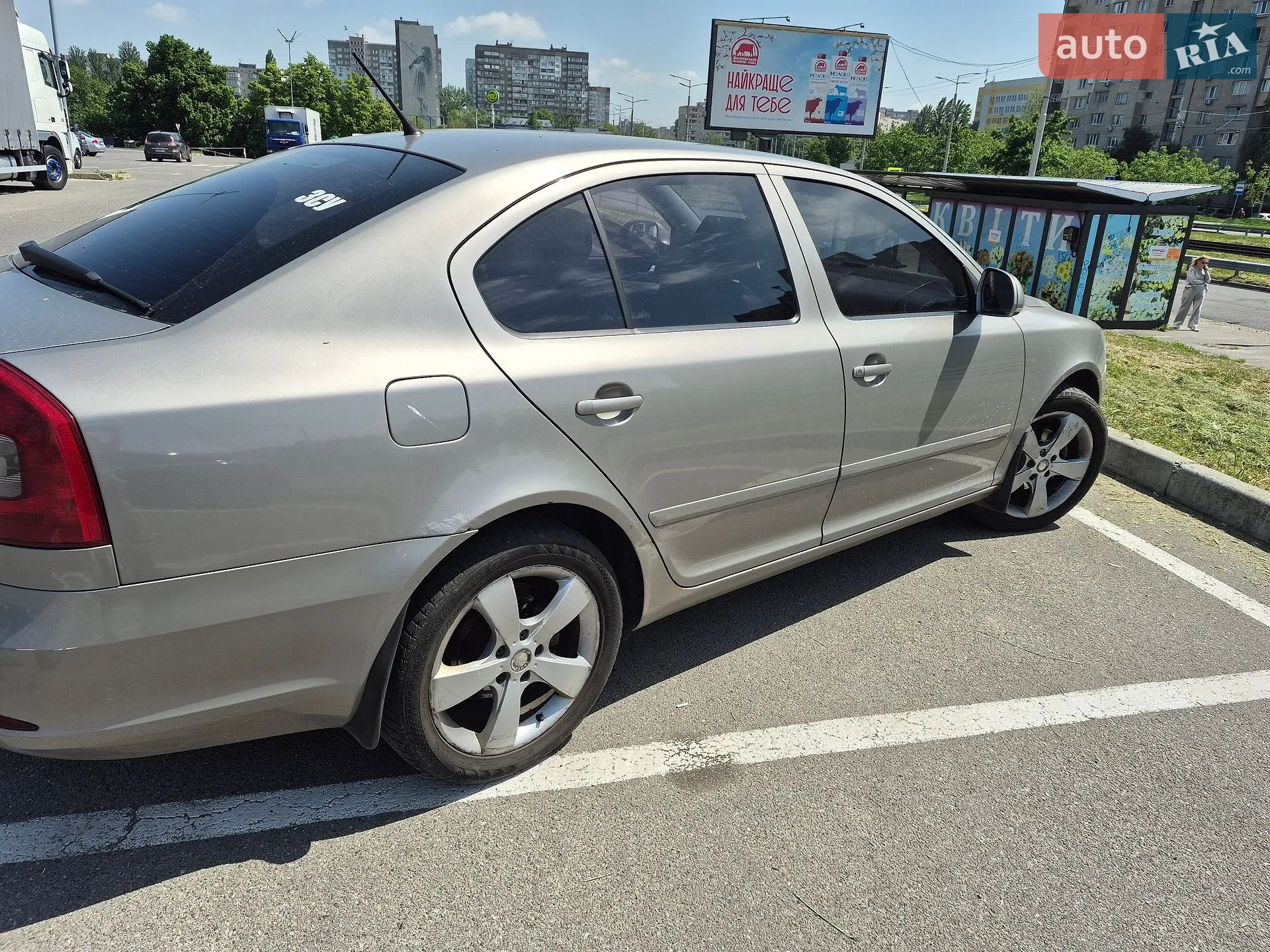 2010 Skoda Octavia - мініатюра 11