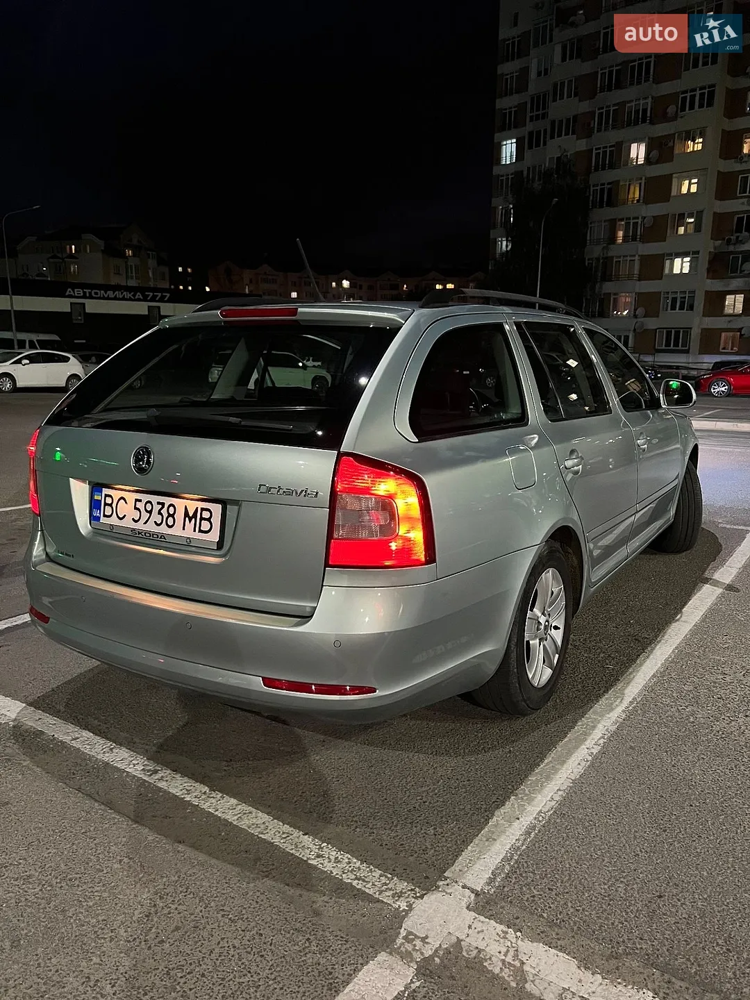 2010 Skoda Octavia - мініатюра 5