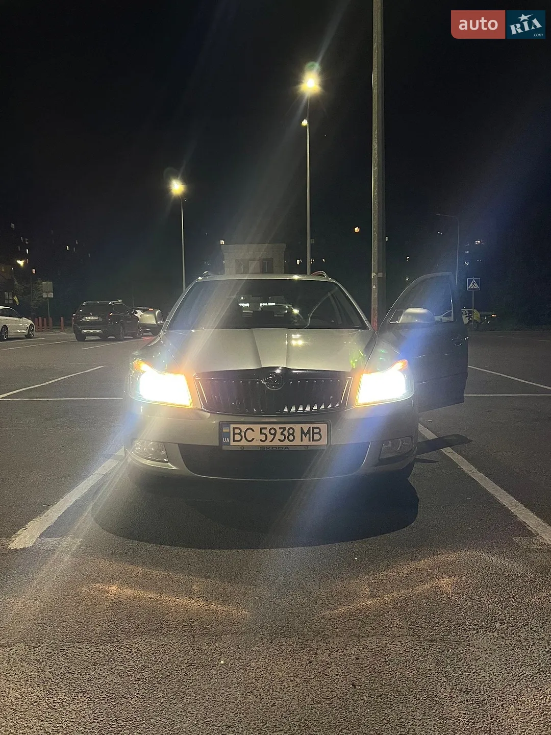 2010 Skoda Octavia - мініатюра 33