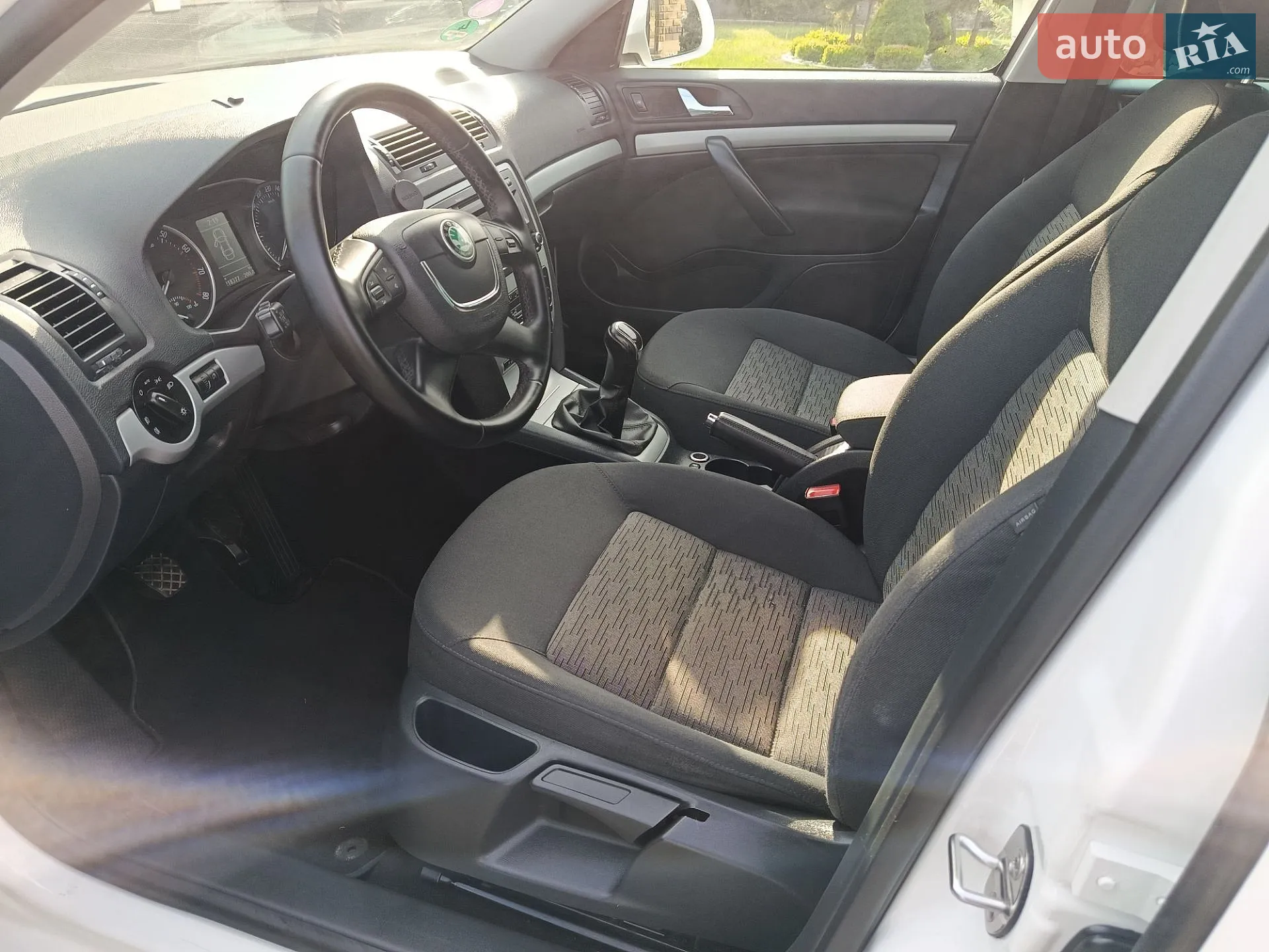 2013 Skoda Octavia - мініатюра 14