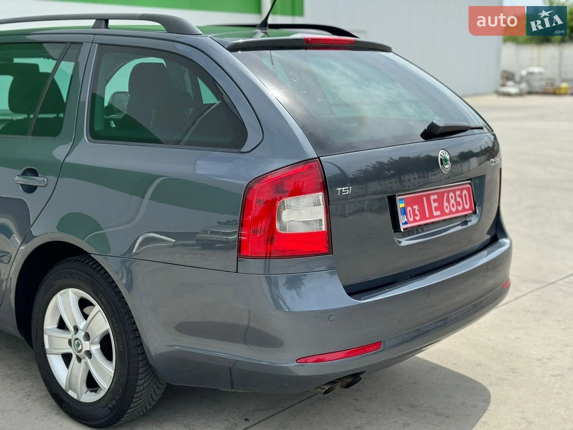 2010 Skoda Octavia - мініатюра 22